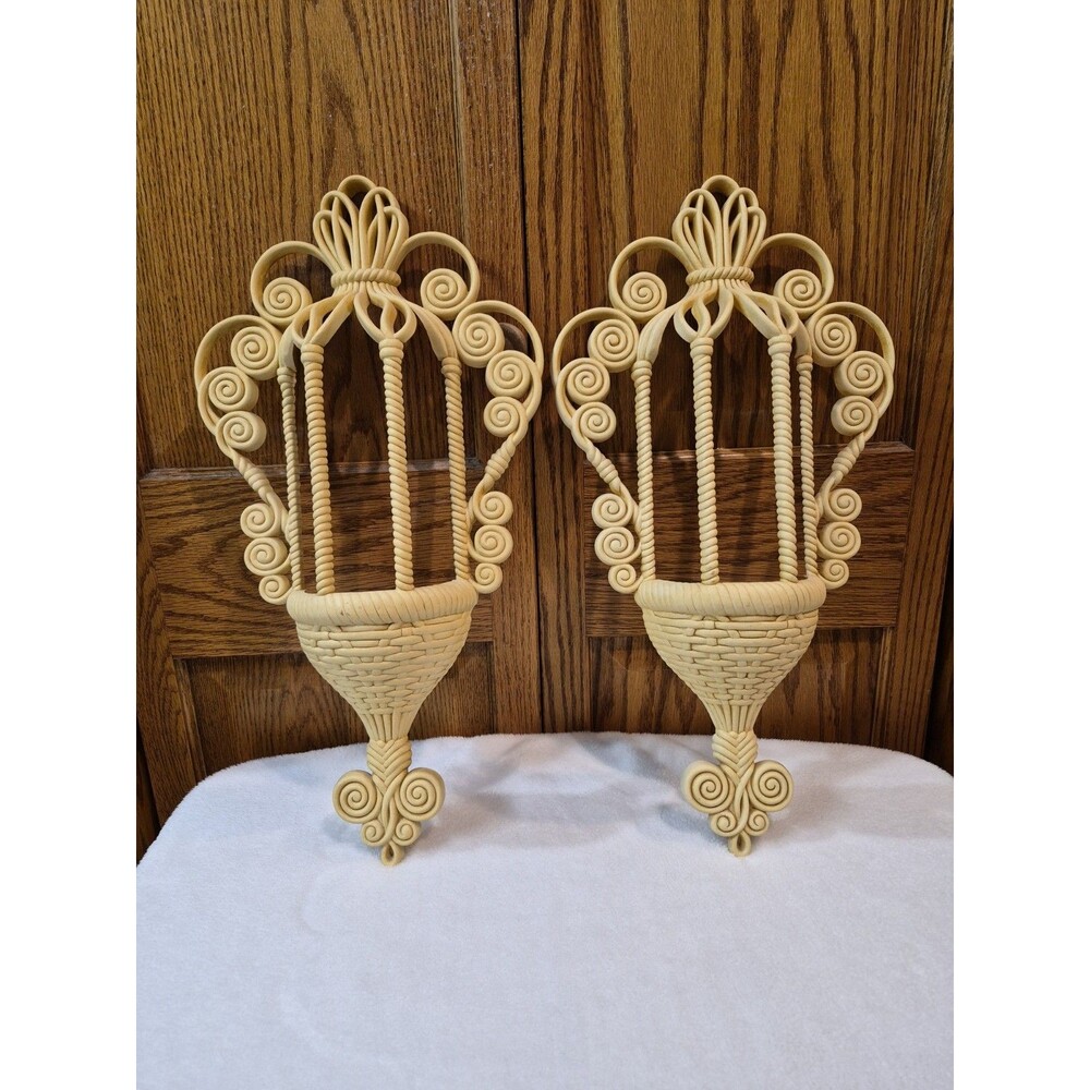 Vintage 1970's Burwood Faux Wicker Wall Hanging Pocket Planter #1628